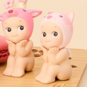 Authentic Sonny Angel Cherry Blossom Series Calico Cat